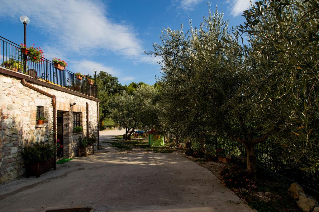 Il Castello Di Perchia Aparthotel Crocemaroggia Exterior foto