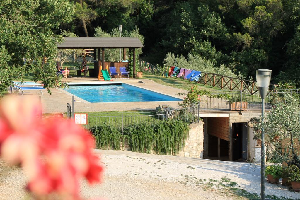 Il Castello Di Perchia Aparthotel Crocemaroggia Exterior foto