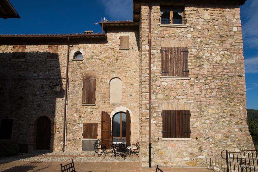 Il Castello Di Perchia Aparthotel Crocemaroggia Exterior foto