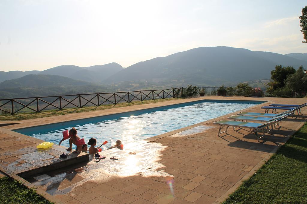 Il Castello Di Perchia Aparthotel Crocemaroggia Exterior foto