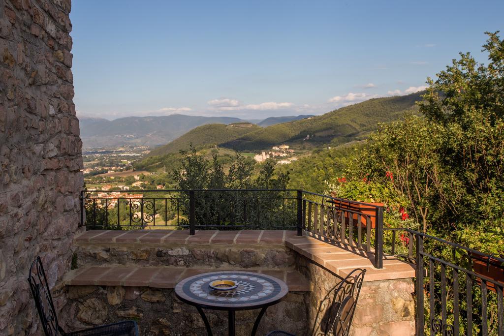 Il Castello Di Perchia Aparthotel Crocemaroggia Exterior foto