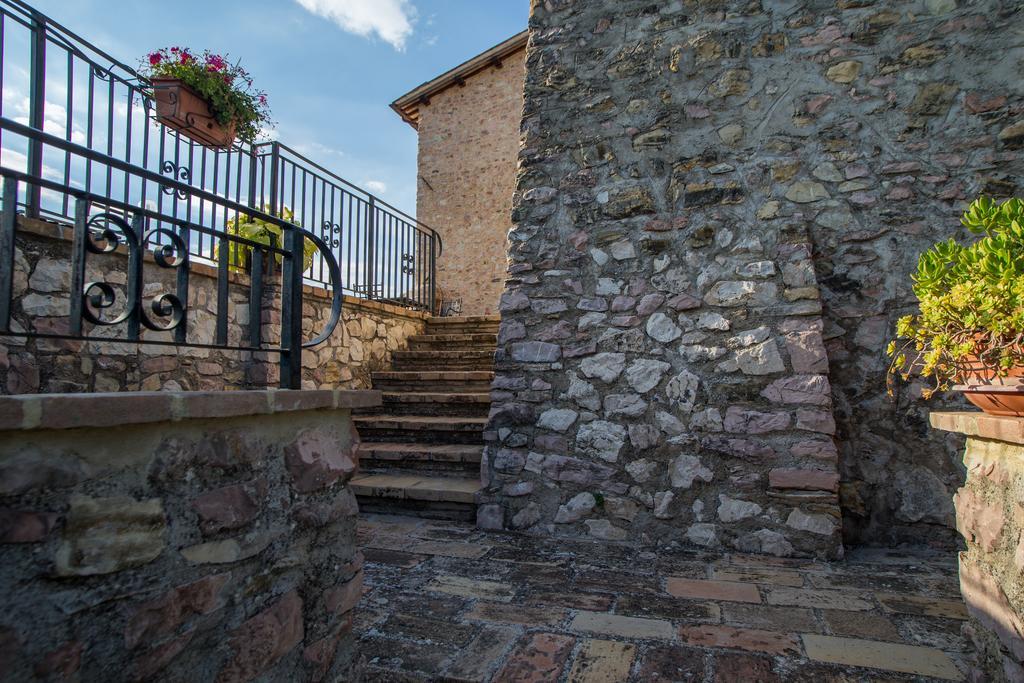 Il Castello Di Perchia Aparthotel Crocemaroggia Exterior foto